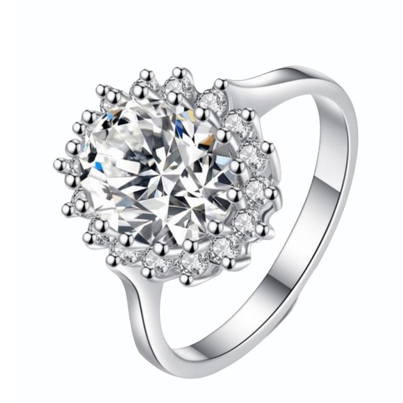 White Sapphire 925 Sterling Silver Ring - Picture 3 of 5